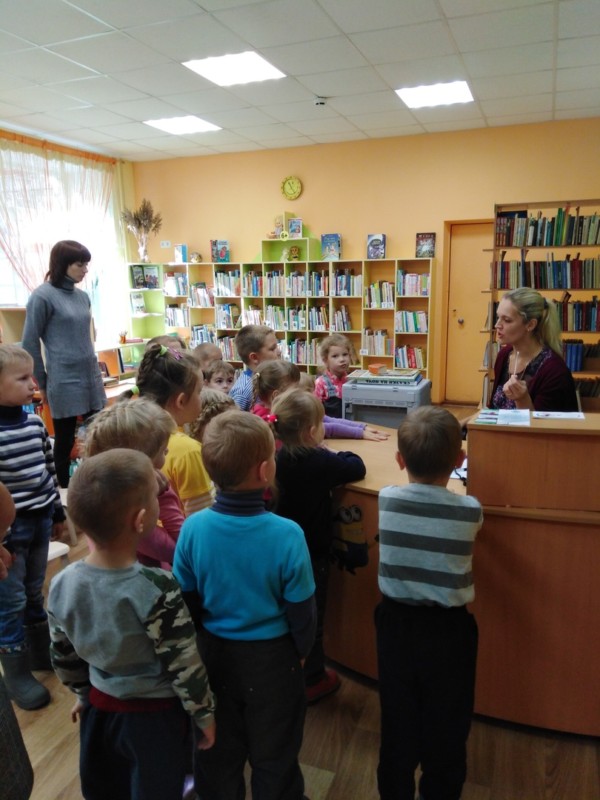 20 сентября в Центральную детскую библиотеку пришли воспитанники Уемского детского сада