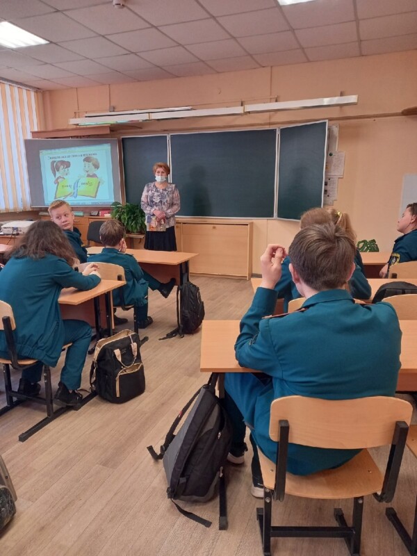 В рамках проведения профилактических мероприятий по предупреждению правонарушений детьми в Талажской школе с учащимися 7 класса была организована встреча — информина «Азбука права»