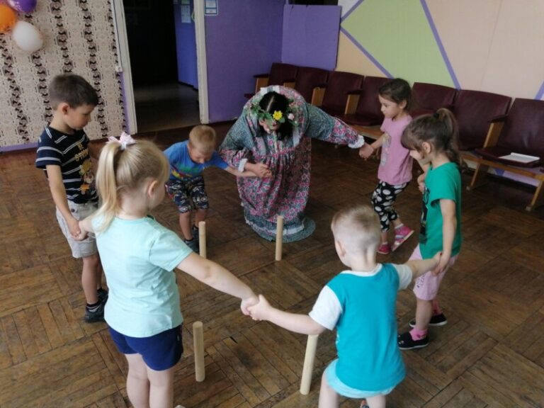 Игровая программа «Берёзкины сказки» для воспитанников Повракульского детского сада
