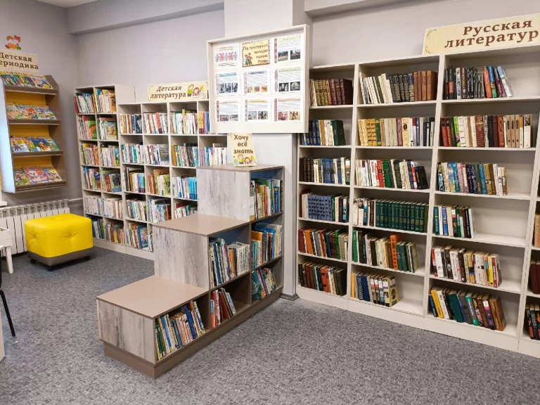 Открытие обновленной библиотеки в деревне Ластола