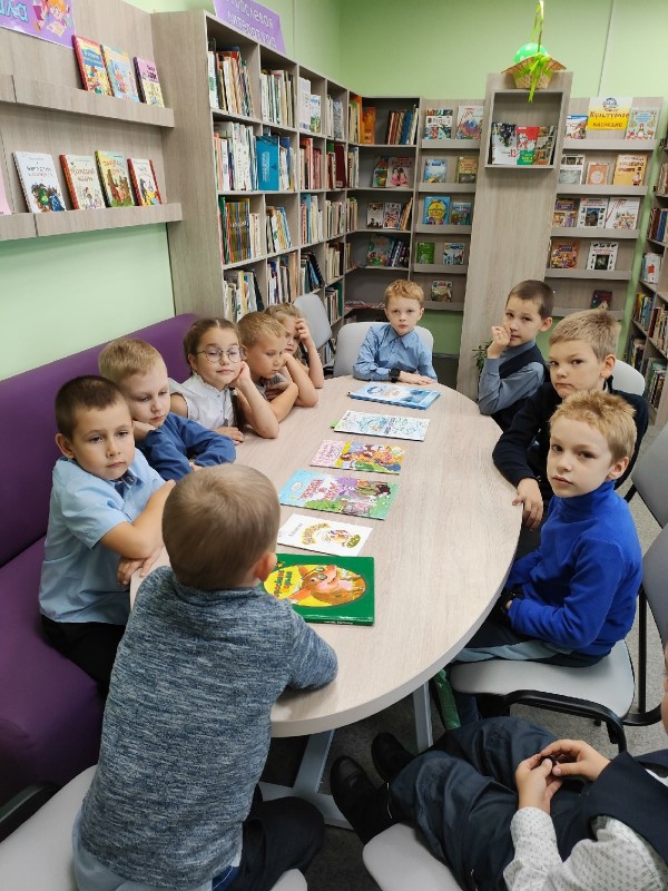Громкие чтения «Кружево северных сказок» в Рикасихинском детском филиале