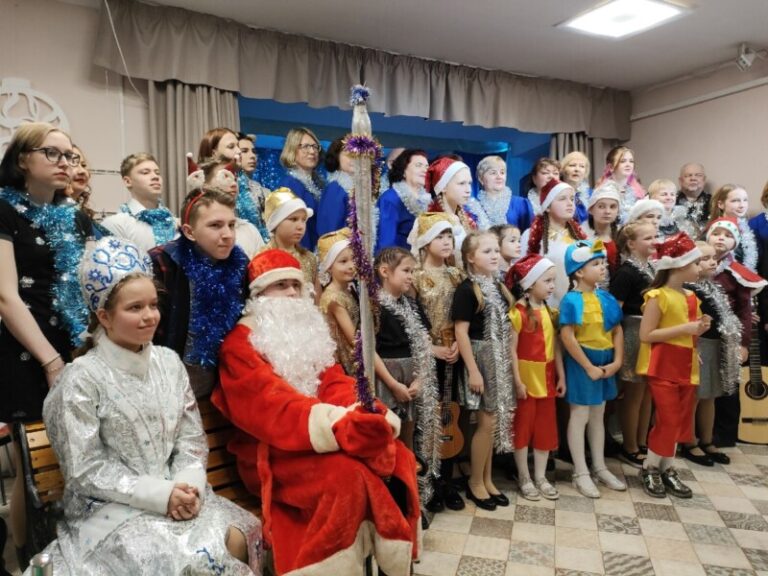 Игра-викторина «Что вы знаете про Новый год?» в Лайдокской библиотеке Приморского района
