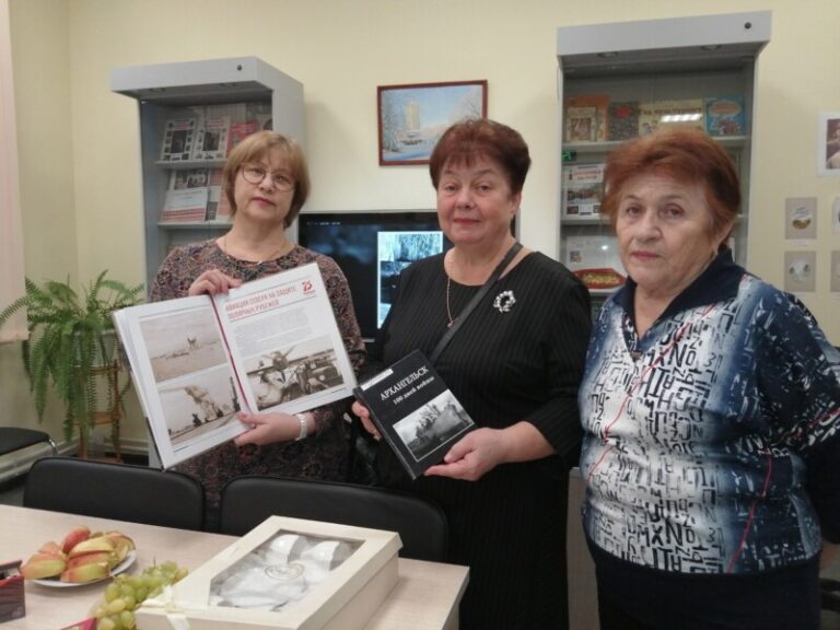 65 лет войсковая часть № 09914 также отметили в Катунинской библиотеке Приморского района