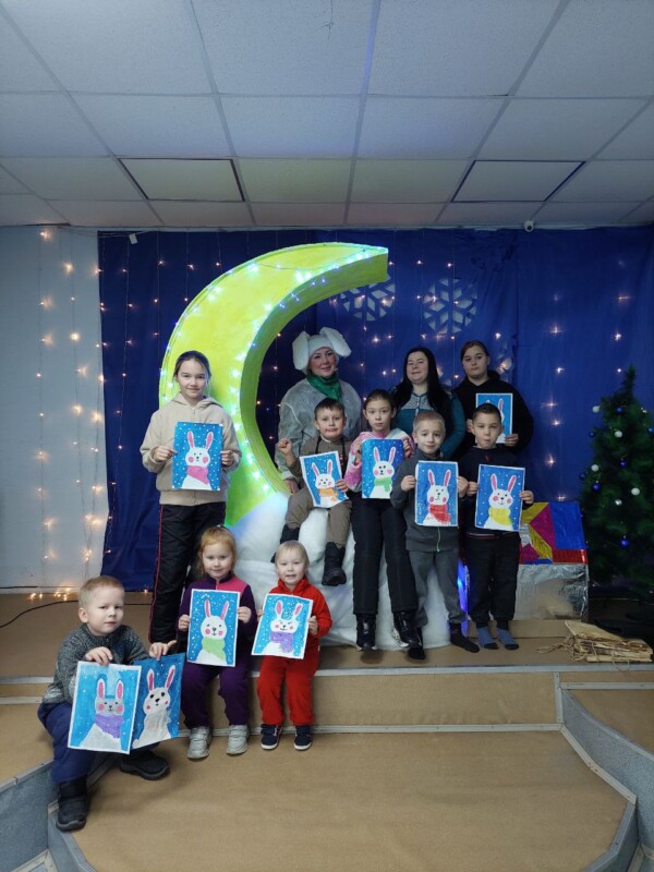 Новогодний капустник «Оливье» в Пустошинской библиотеке Приморского района