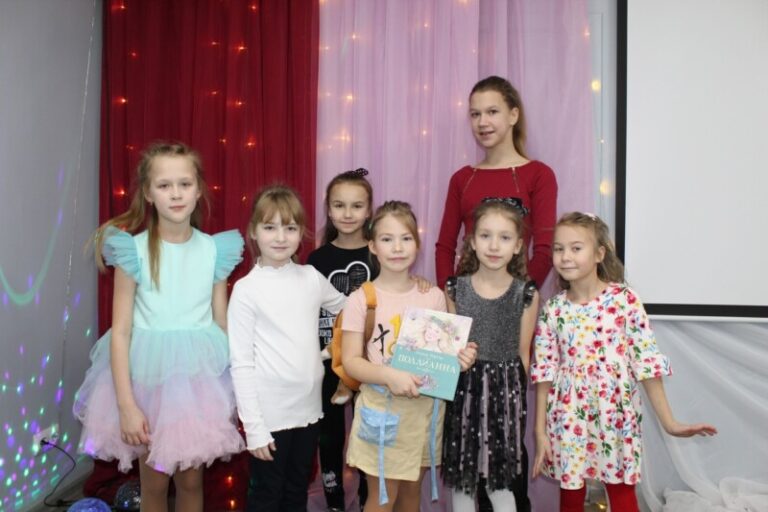 Литературный квест «Там, где живут чудеса» в Центральной детской библиотеке Приморского района