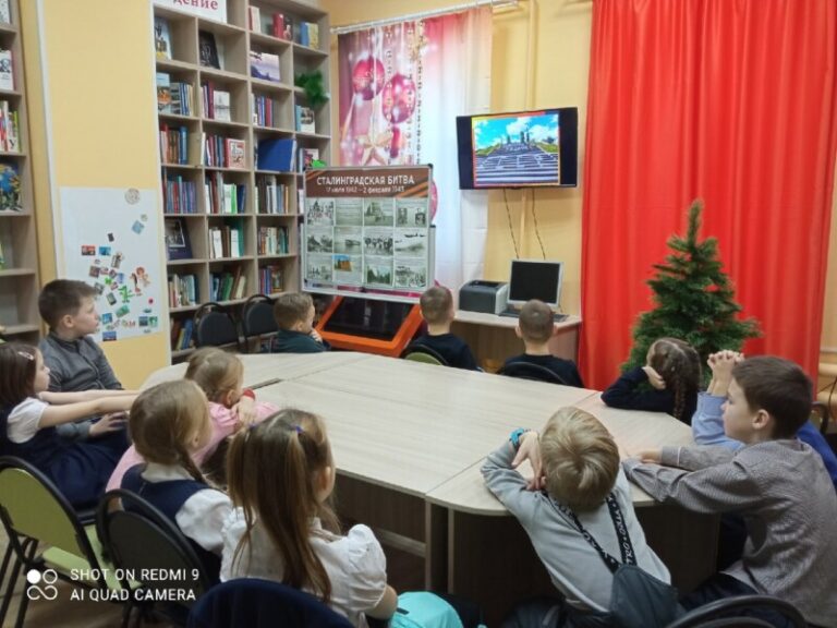 Акция «Родина до небес» в Васьковской библиотеке Приморского района