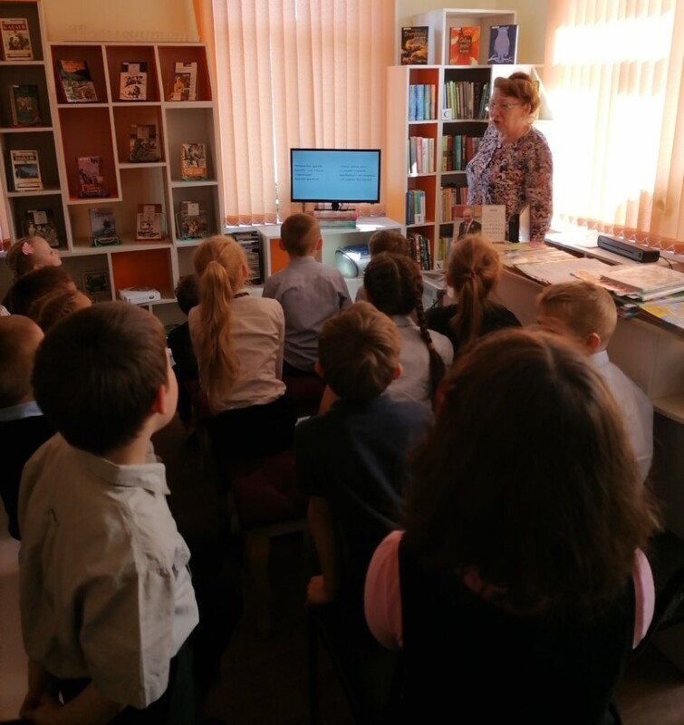 Час доброты «Ты и я — верные друзья» в Заостровской детской библиотеке Приморского района