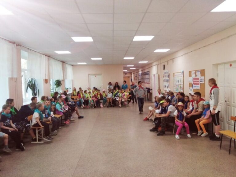 Правовой ринг «Правовая планета детства» в Катунинской библиотеке Приморского района