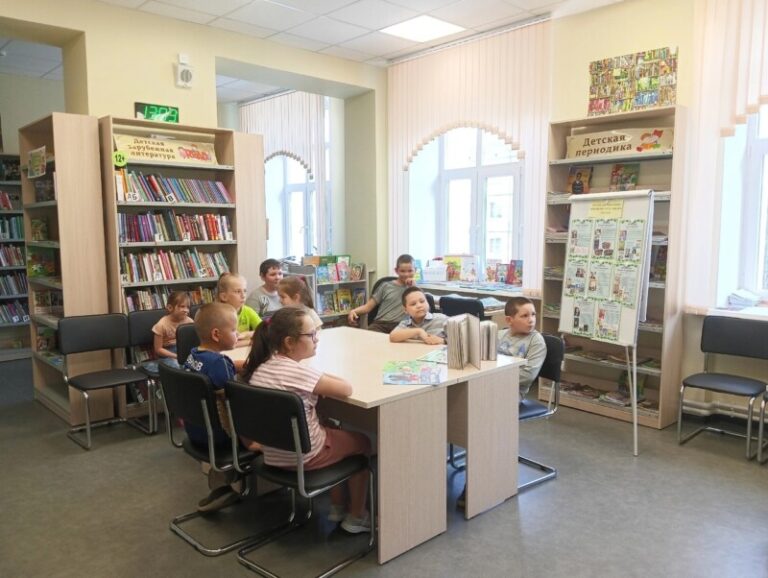 Час практических советов «Расти красивым и сильным» в Катунинской библиотеке Приморского района