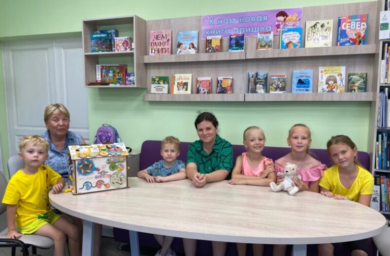 Квест-игра «Остров Читалия на планете Лето» в Рикасихинской детской библиотеке Приморского района