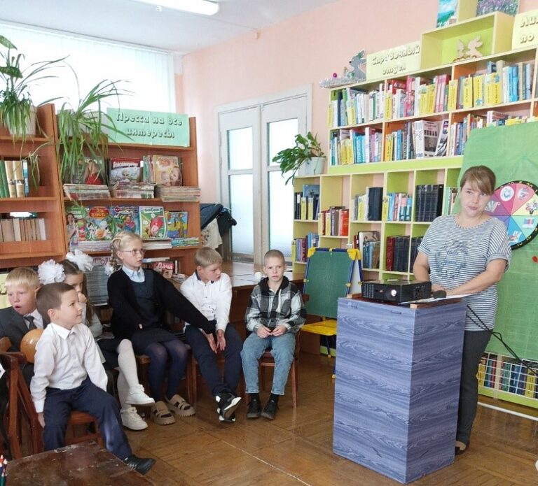 Интерактивная игра «Точно в цель» в Повракульской библиотеке Приморского района