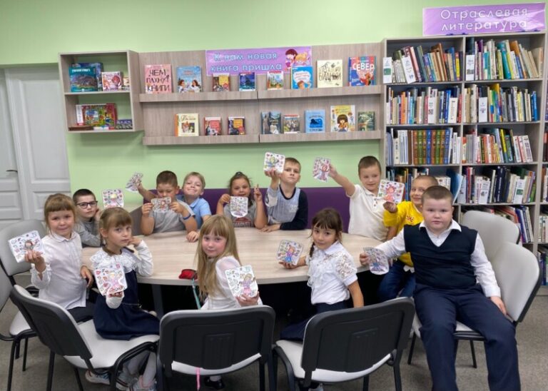 Литературная гостиная «Осень – чудная пора» в Рикасихинской детской библиотеке Приморского района