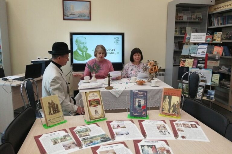 Областная акция «День с писателем» в Катунинской библиотеке Приморского района