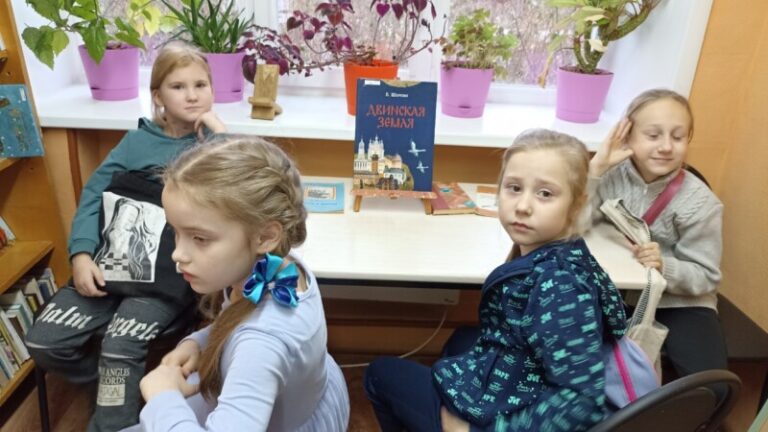 Акция «Читаем Шергина вместе» в Лисестровской библиотеке Приморского района