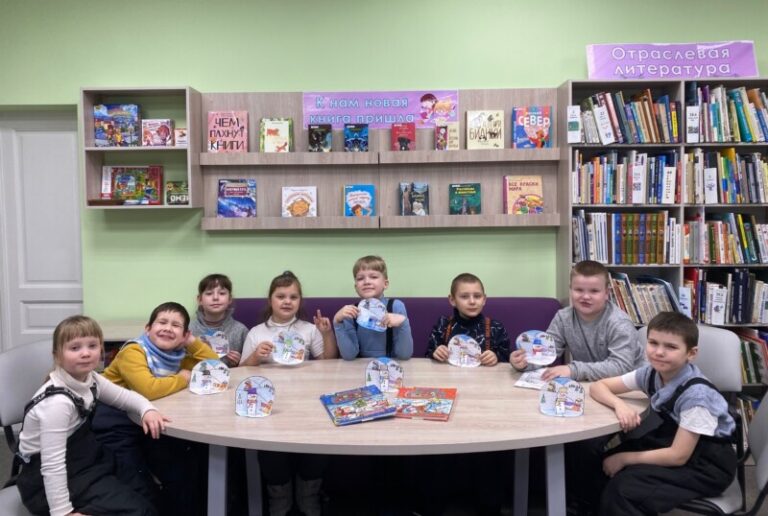 Час веселых затей «Что за чудо – снеговик!» в Рикасихинской детской библиотеке Приморского округа