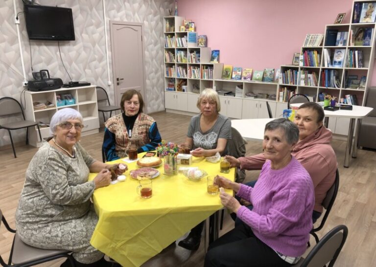 Литературная гостиная «Наши милые Татьяны» в Ширшинской библиотеке Приморского округа