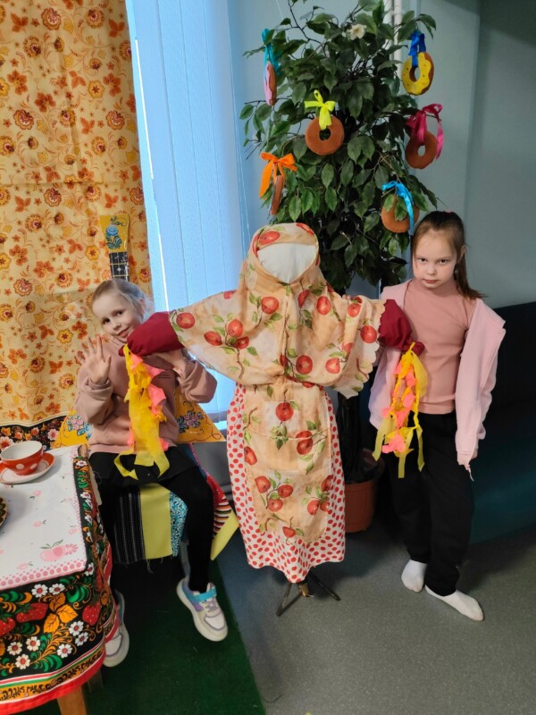 Фольклорный час «Широкая Масленица» в Лайдокской библиотеке Приморского округа