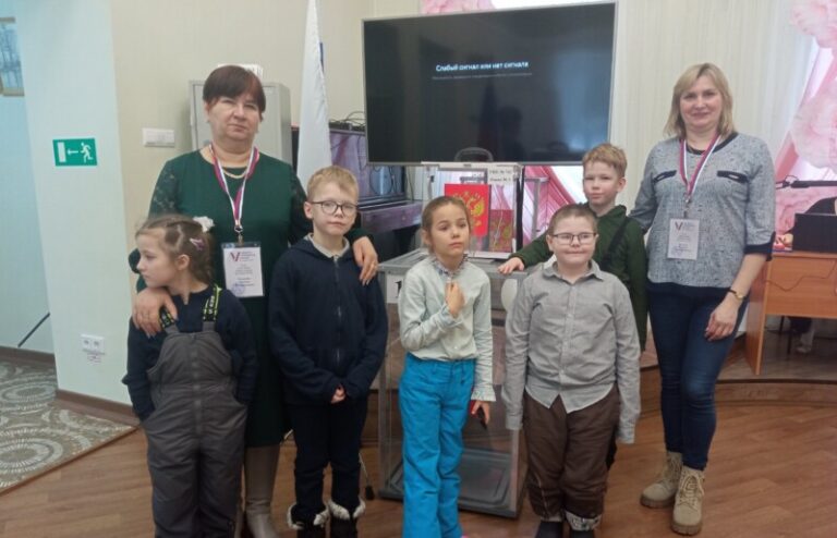 Сказочная игровая программа «Что такое выборы?» в Васьковской библиотеке Приморского округа