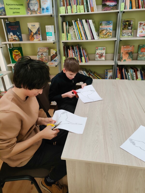 Актуальный разговор «Оглянись на свой поступок» в Лайдокской библиотеке Приморского округа