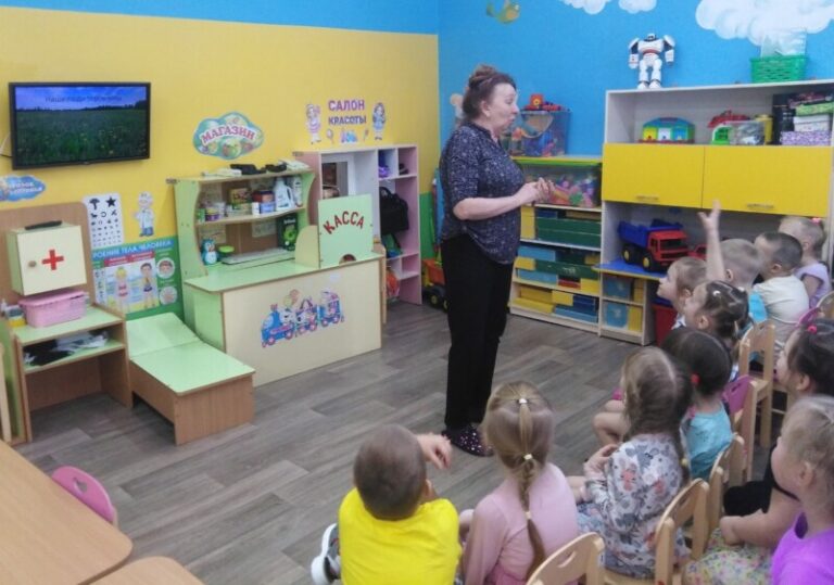 Беседа «Наши люди терпеливы» в Заостровской детской библиотеке Приморского округа