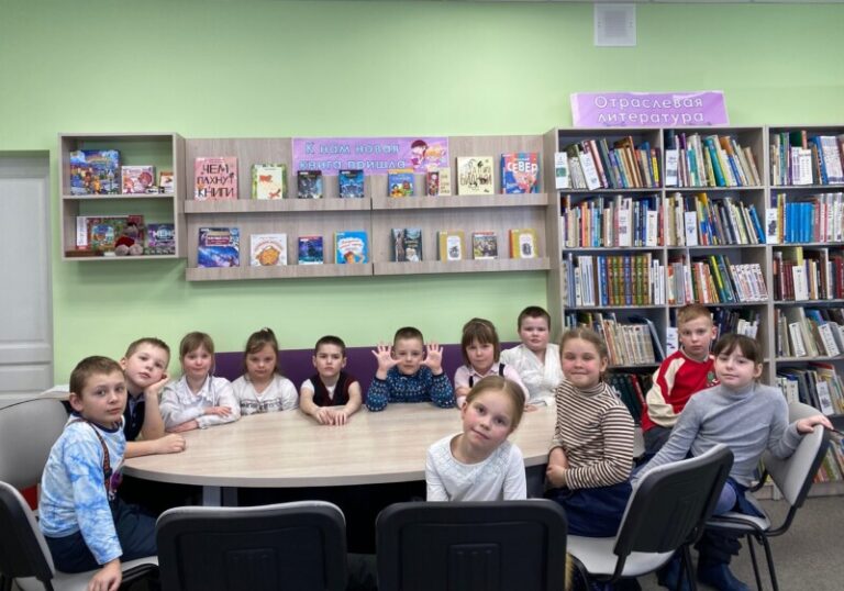 Час информации «Азбука здоровья» в Рикасихинской детской библиотеке Приморского округа